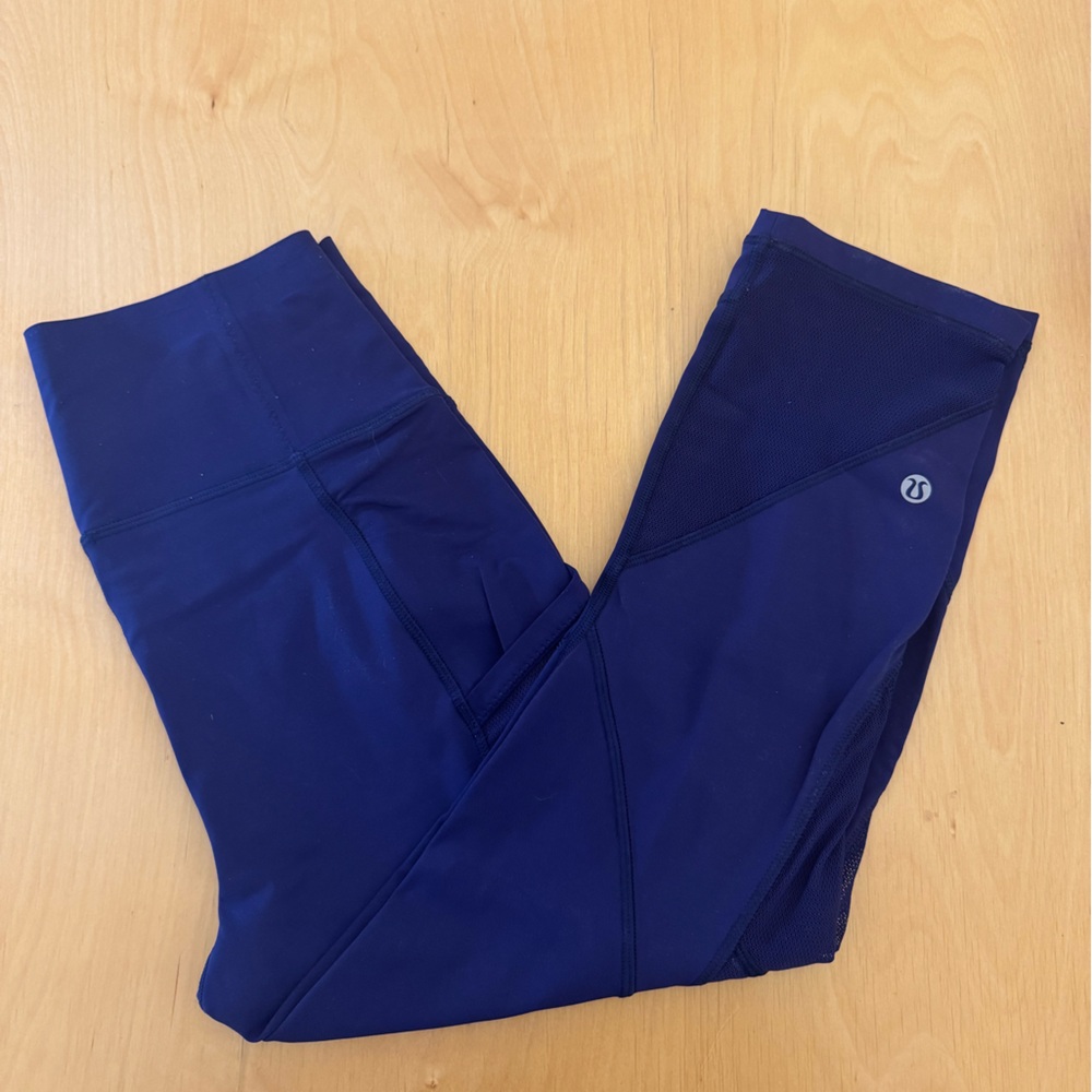 Lululemon Purple/Blue Cropped Leggings